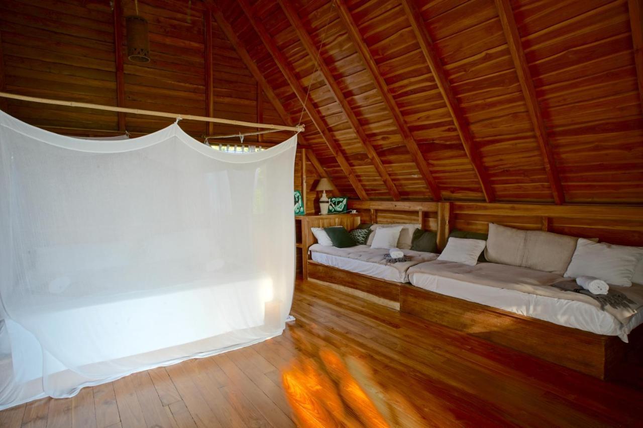 Calamocha Lodge Playa Santa Teresa  Extérieur photo