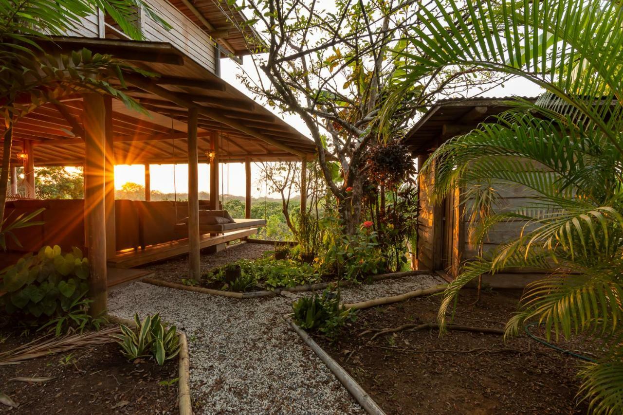 Calamocha Lodge Playa Santa Teresa  Extérieur photo